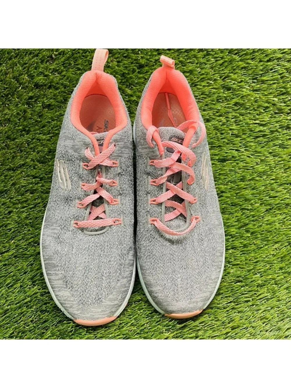 Skechers Arch Fit Comfy Wave Womens Size 6 Gray Pink Running Shoes Sneakers